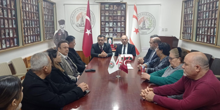 Şehit Aileleri ve Malül Gaziler Derneği ile BAÜ-Kıbrıs arasında işbirliği protokolü imzalandı