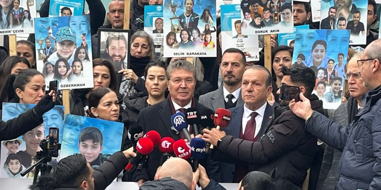 Başbakan Üstel:Suçluların en ağır şekilde cezalandırılacağına inanıyoruz,dava sonuçlanana kadar bu mücadelenin takipçisi olacağız