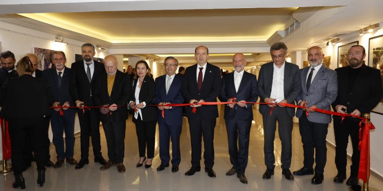 Cumhurbaşkanı Ersin Tatar, “Güzel Sanatlar Kasım Sergisi” açılışını yaptı