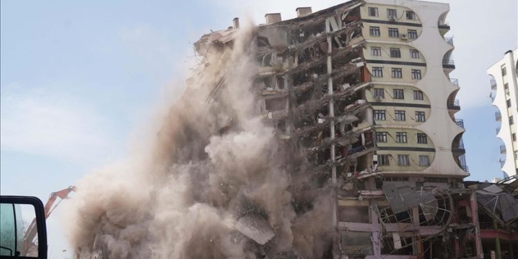 6 Şubat Depremi’nde yıkılan Galeria Sitesi davasında verilen hapis cezaları hukuka uygun bulundu