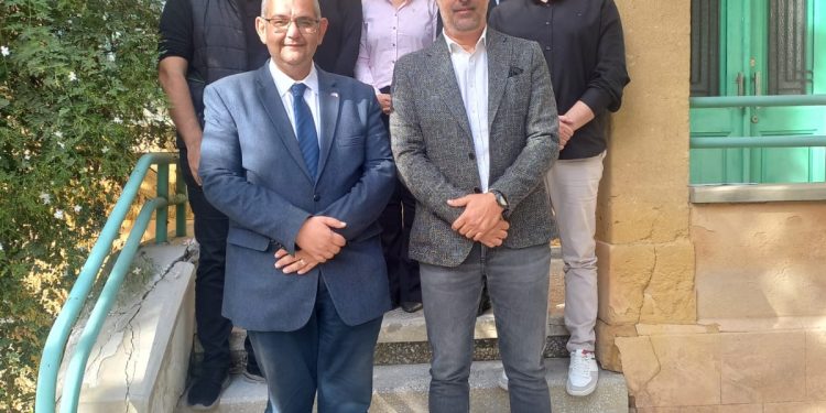 Kıbrıs Türk Özel Radyolar Birliği Derneği YYK’yı ziyaret etti
