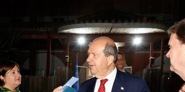 Cumhurbaşkanı Tatar: “Rum liderle her zaman yapıcı görüşme yapmaya hazırım”