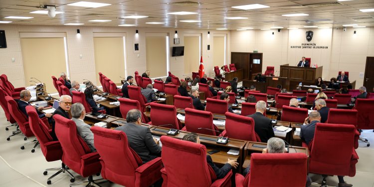 Meclis’te Başbakan Yardımcılığı bütçesi görüşülüyor