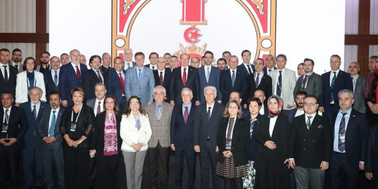 Cumhurbaşkanı Tatar’a “Türk Dünyası Üstün Hizmet Madalyası” verildi