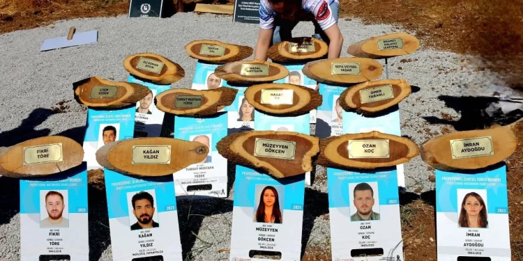 İstanbul’da Rehberler İçin Adalet Platformu İsias Otel duruşması öncesi basın açıklaması yaptı: “Tüm sorumlular suçlarının karşılığını alana kadar mücadelemiz devam edecek”