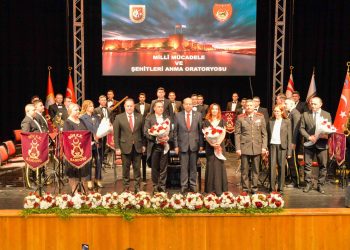 Cumhurbaşkanı Ersin Tatar, Milli Mücadele ve Şehitleri Anma Oratoryosu’nu izledi