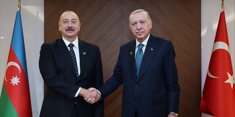 Erdoğan, Aliyev ile telefonda görüştü
