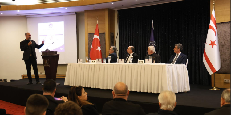 Akdeniz Karpaz Üniversitesi’nden Milli Mücadele ve Şehitler Haftası semineri