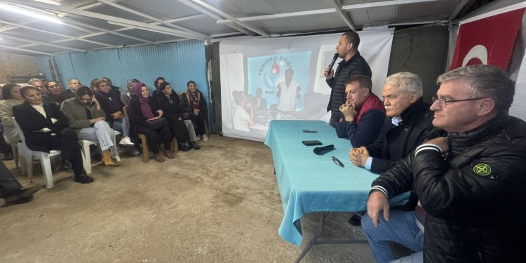 Arıklı, vatandaşlarla buluştu, sorularını yanıtladı