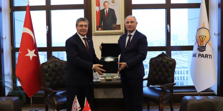 Başbakan Üstel Ankara’da Efkan Ala ile görüştü