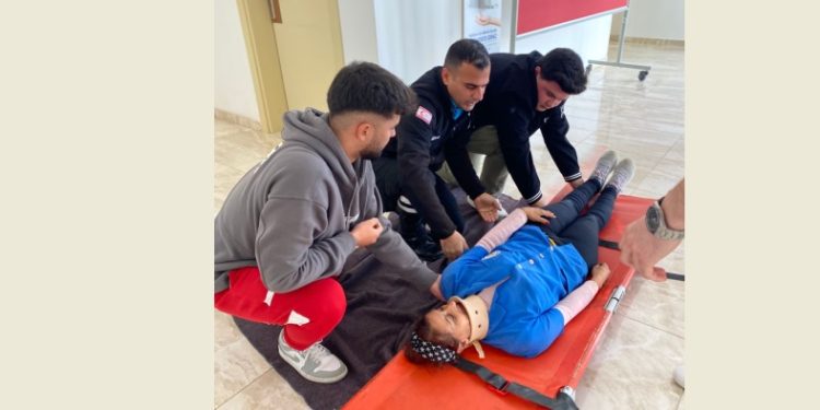 DAÜ’de “Yangın Yapı Tahliye ve Deprem” tatbikatı yapıldı