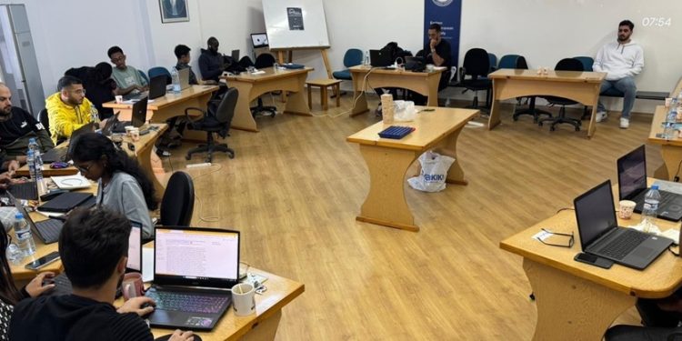 DAÜ IEEE Öğrenci Kolu, IEEEXtreme Programlama Yarışması’na katıldı