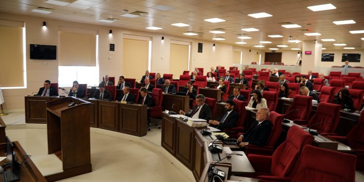 Cumhurbaşkanlığı bütçesi oy çokluğuyla Meclis’ten geçti