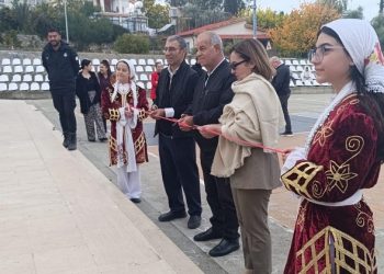 Dr. Kenan Arifoğlu’nun “İki Tekerlek Üzerinde Uzun Bir Zaman” adlı Otantik Bisikletler Sergisi Lefke’de açıldı