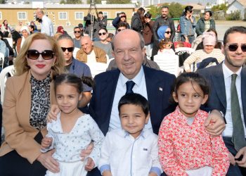 Cumhurbaşkanı Tatar, eşi Sibel Tatar ile Kıbrıs Kültür Şöleni’ne katıldı