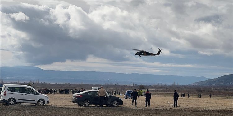 Isparta’da askeri helikopter düştü: 6 personel şehit oldu