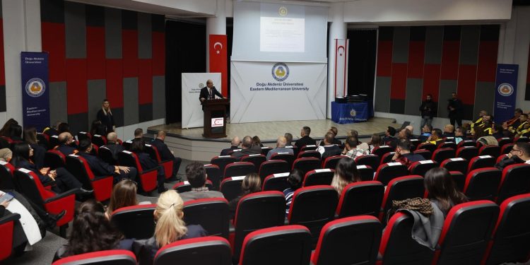 Cumhurbaşkanı Ersin Tatar, DAÜ Akademik Ödül Töreni’ne katıldı