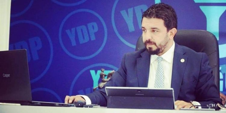 Bertan Zaroğlu, YDP’nin “hükümetteki icraatı ve mevcut siyasi sistemle” ilgili değerlendirmelerde bulundu