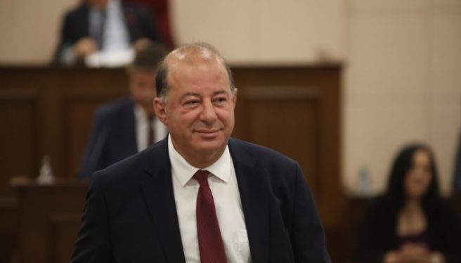 Sağlık Bakanlığı bütçesi Meclis’ten geçti.. Dinçyürek:Türkiye’den nakliye uçağı dolusu hibe ilaç yarın teslim ediliyor