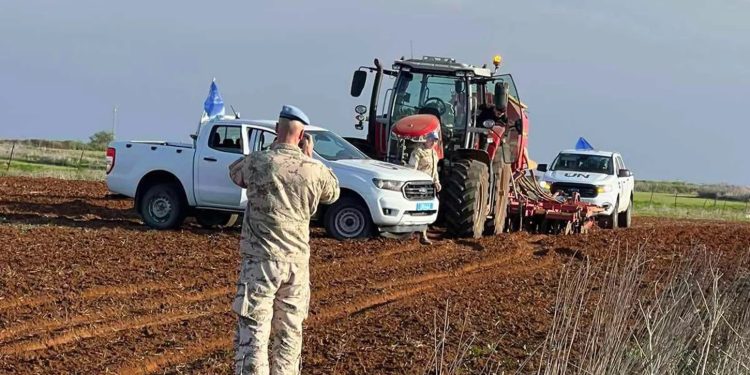 Derinya’da ateşkes hattını ihlal etmek isteyen Rum çiftçi Barış Gücü askerini yaraladı