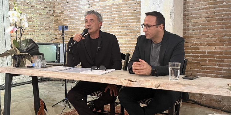 “Şişedeki Bellek: Kıbrıslı Türk Gazoz Tarihi” tanıtıldı