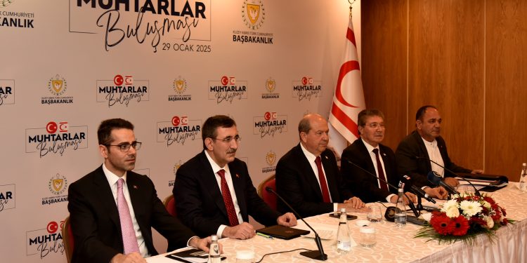 Tatar , Yılmaz ve Üstel’in de katılımıyla Muhtarlar Toplantısı yapıldı…. Yerel yönetimlerin güçlendirilmesinin önemi vurgulandı