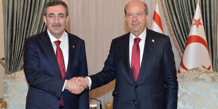 Tatar ve Yılmaz Cumhurbaşkanlığı’nda görüştü