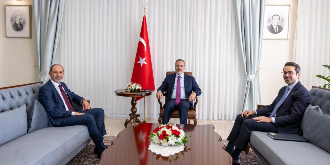 Türkiye Cumhuriyeti Dışişleri Bakanı Hakan Fidan, Kudret Özersay ile görüştü