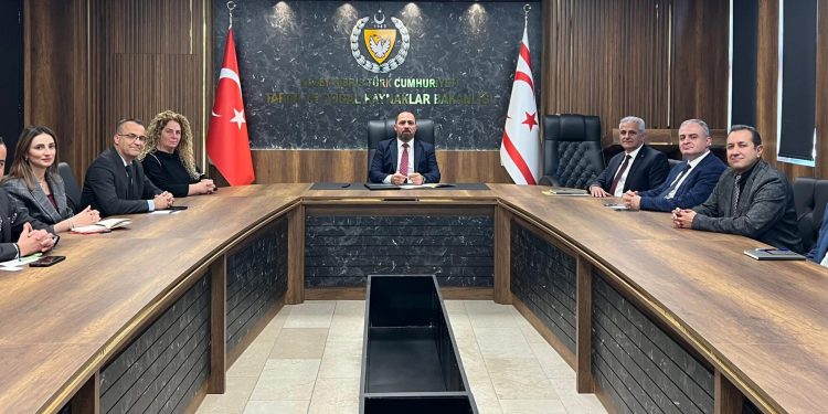 Bakan Çavuş, Türkiye Tohumcular Alt Birliği heyetini kabul etti