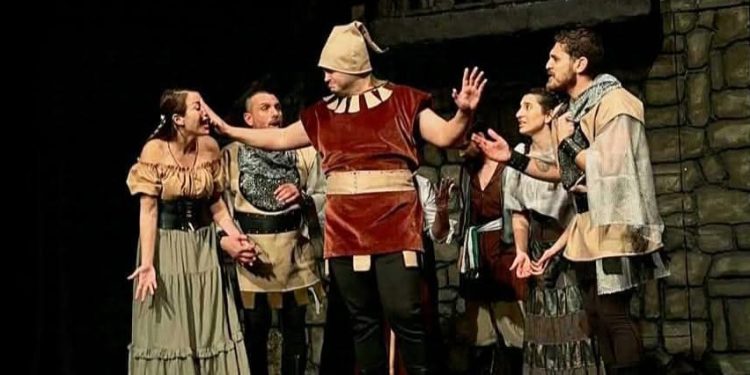 “Beni Macbeth Me” müzikali yeniden sahne alıyor