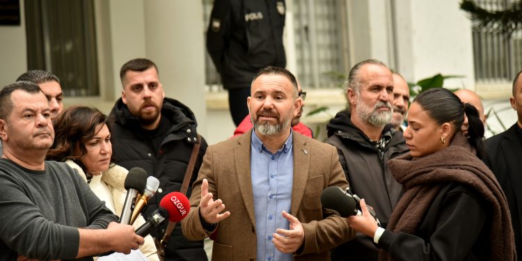 Sendikalar vergi matrahlarına ilişkin düzenlemenin bir an önce hayata geçirilmesini talep etti