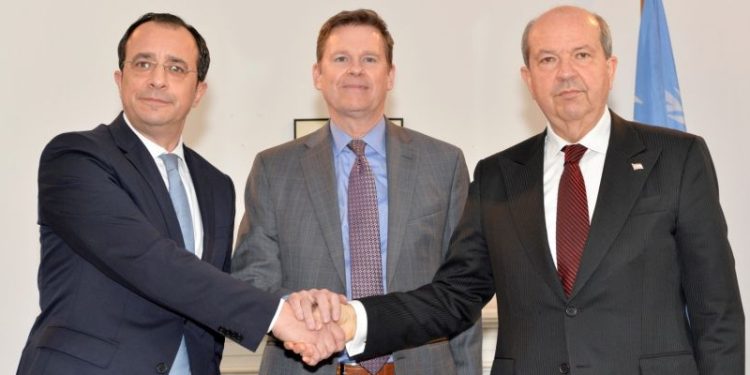 Cumhurbaşkanı Tatar ve Rum Yönetimi Başkanı Hristodulidis bugün biraraya geliyor