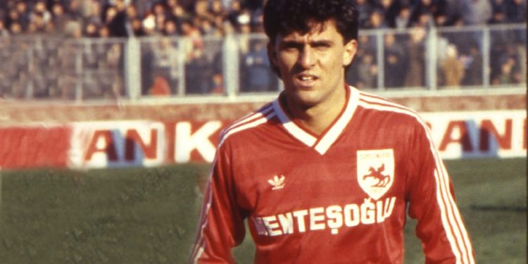 Futbolcu Mete Adanır vefatının 36’ncı yılında kabri başında anılacak