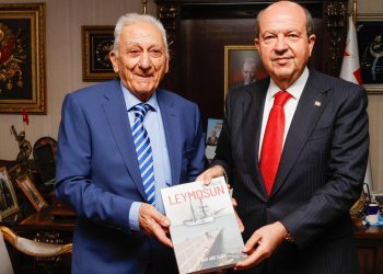 Cumhurbaşkanı Tatar’a “1974 öncesi Leymosun” kitabı takdim edildi
