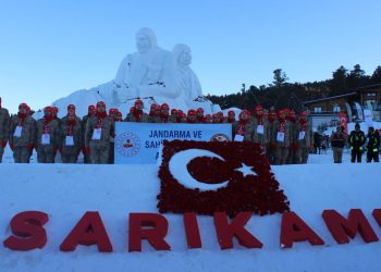 Sarıkamış şehitleri anısına, Kardan Heykeller Sergisi