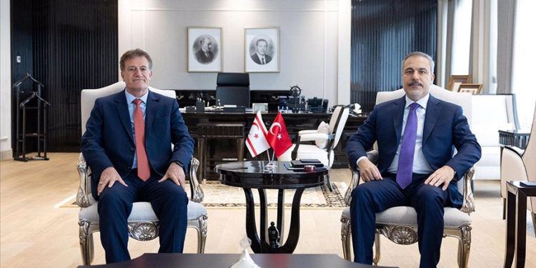 Türkiye Dışişleri Bakanı Fidan, Erhan Arıklı ile görüştü