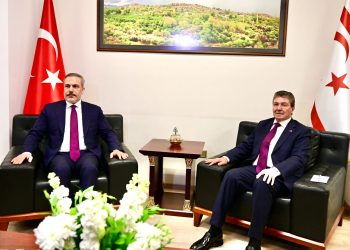 Türkiye Dışışleri Bakanı Fidan, Başbakan Üstel ile görüştü