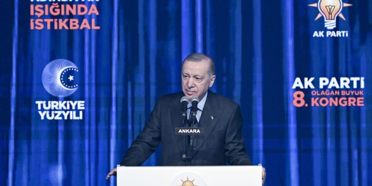 Erdoğan: Üye sayısıyla dünyanın en büyük partileri sıralamasında ilk 5’te yer alan bir siyasi kuruluşuz