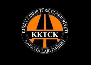 Lefkoşa-Gazimağusa ana yolunda yol çizgileri yenileme çalışması başlatıldı