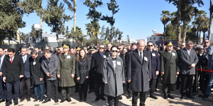 Deprem şehitleri anılıyor