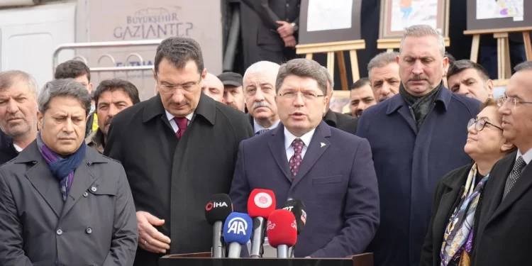 TC Adalet Bakanı Yılmaz Tunç, Gaziantep’te konuştu: “Şu anda 248 kişi depremde sorumluluğu olduğu gerekçesiyle tutuklu”