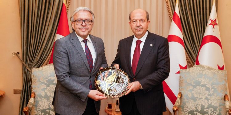 Tatar, Eğitim Yöneticileri ve Uzmanları Derneği’ni kabul etti