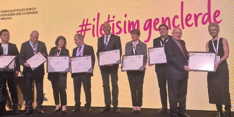 DAÜ İletişim Fakültesi, 34. Türkiye Gazeteciler Cemiyeti Aydın Doğan Genç İletişimciler Yarışması’nda ödül aldı