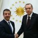 Dışişleri Bakanı Ertuğruloğlu, yeniden AK Parti Genel Başkanı seçilen Türkiye Cumhurbaşkanı Erdoğan’ı kutladı