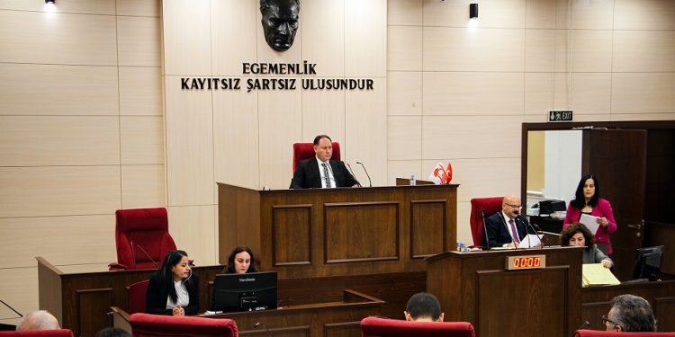 Meclis’te sağlık, eğitim ele alındı