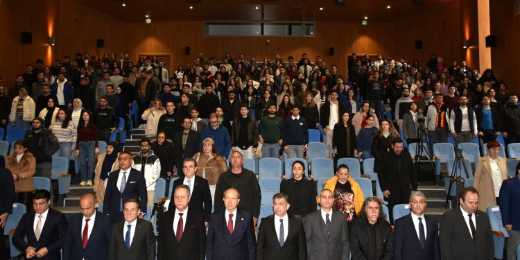 LAÜ’de “KKTC Bilişim Günleri” düzenleniyor
