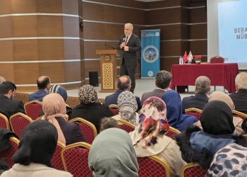 T.C. Diyanet İşleri Başkan Yardımcısı Doç. Dr. Burhan İşliyen din görevlileriyle buluştu