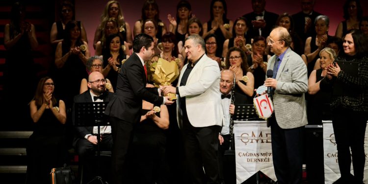 Çağdaş Müzik Derneği Bursa ve Budapeşte’de sahne aldı