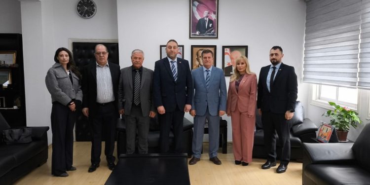 Bakan Arıklı, CTCA Başkanı Nafi ve heyetini kabul etti