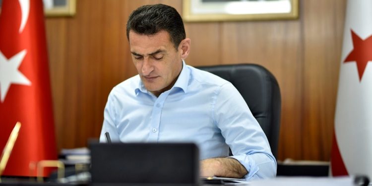 İçişleri Bakanı Oğuz, iş İnsanı Asil Nadir’in vefatı dolayısıyla taziye mesajı yayımladı